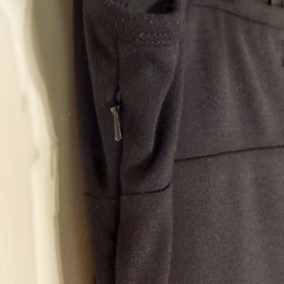 Banana Republic Halter/Tank Skater Styled Dress in Black Stretch Fabric size 8 - Picture 7 of 12